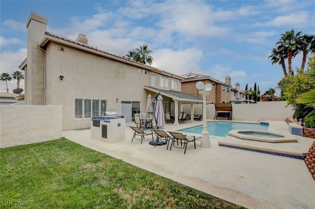 $880,000 | 9404 Low Tide Court, Las Vegas, NV 89117