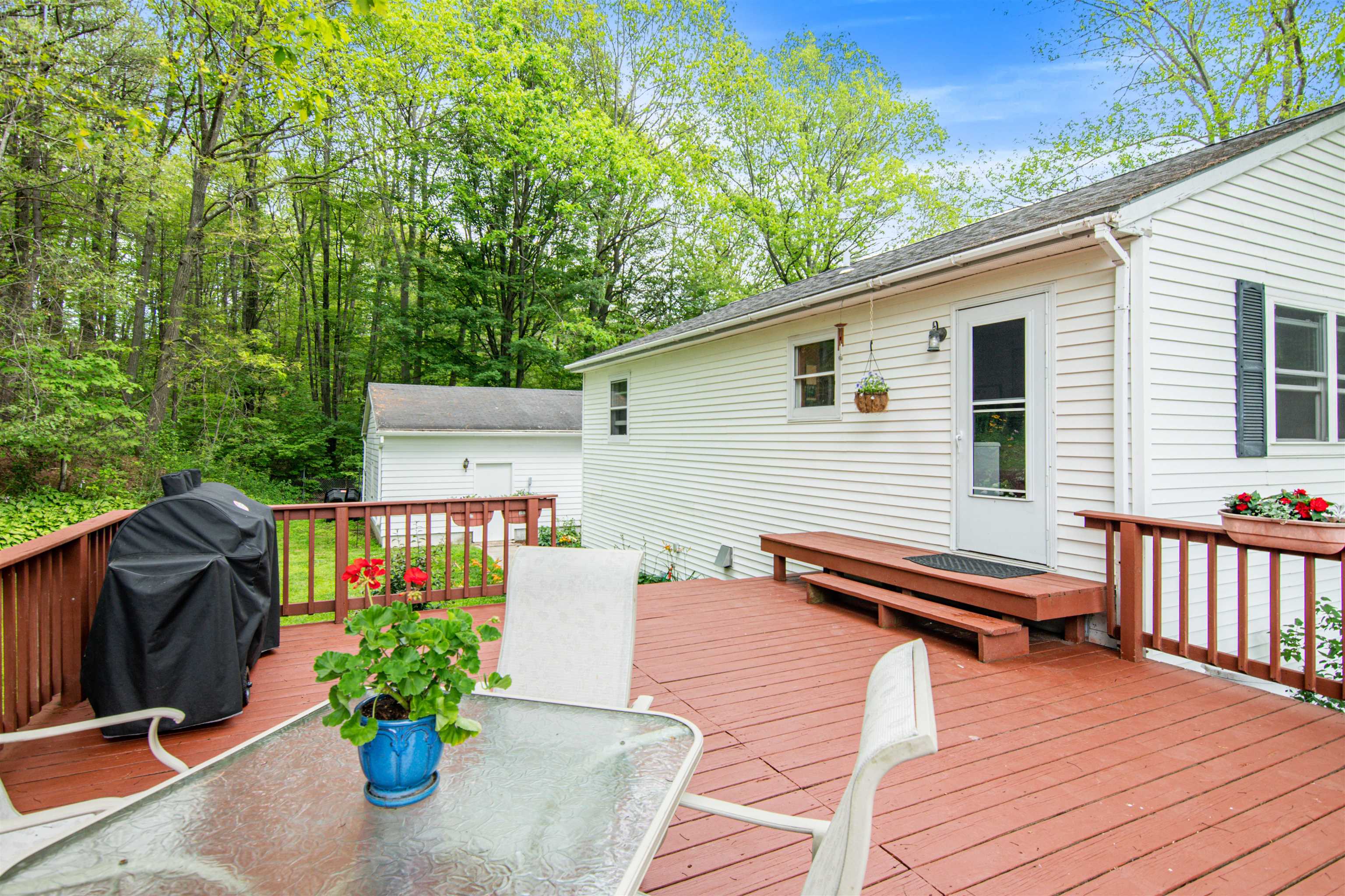 21 Oglewood Road Milton, VT 05468 - Photo 25 of 34 Gallery Image 25