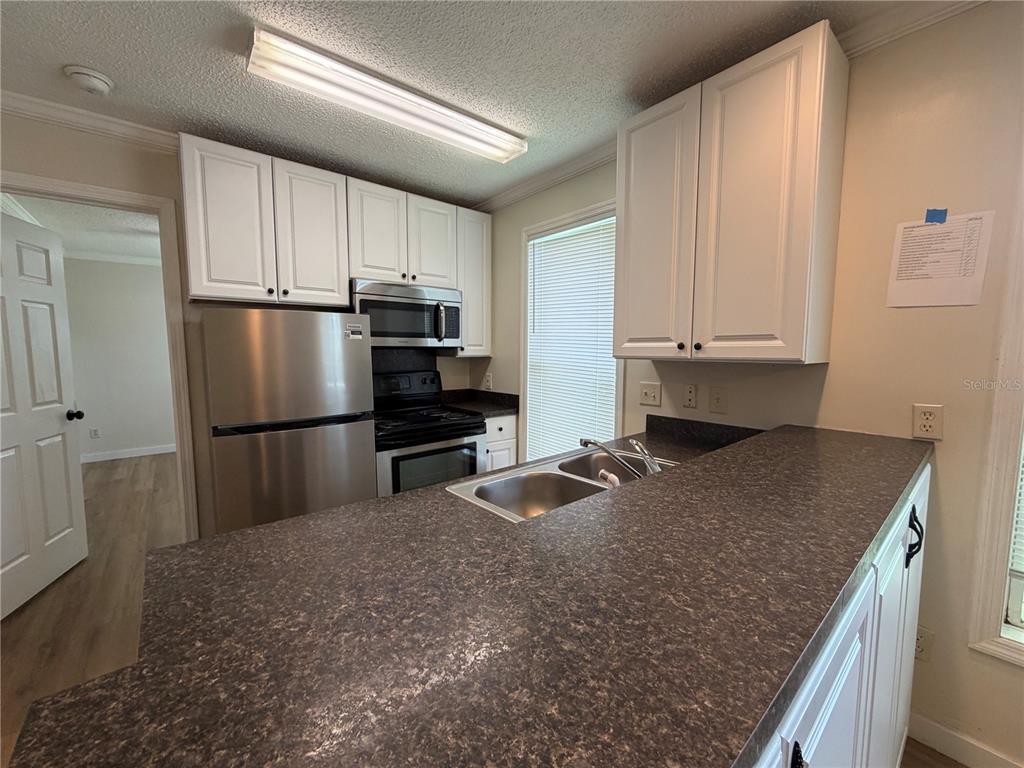 2905 Southwest Archer Road, Unit 4019 Gainesville, FL 32608 - Photo 4 of 11 Gallery Image 4