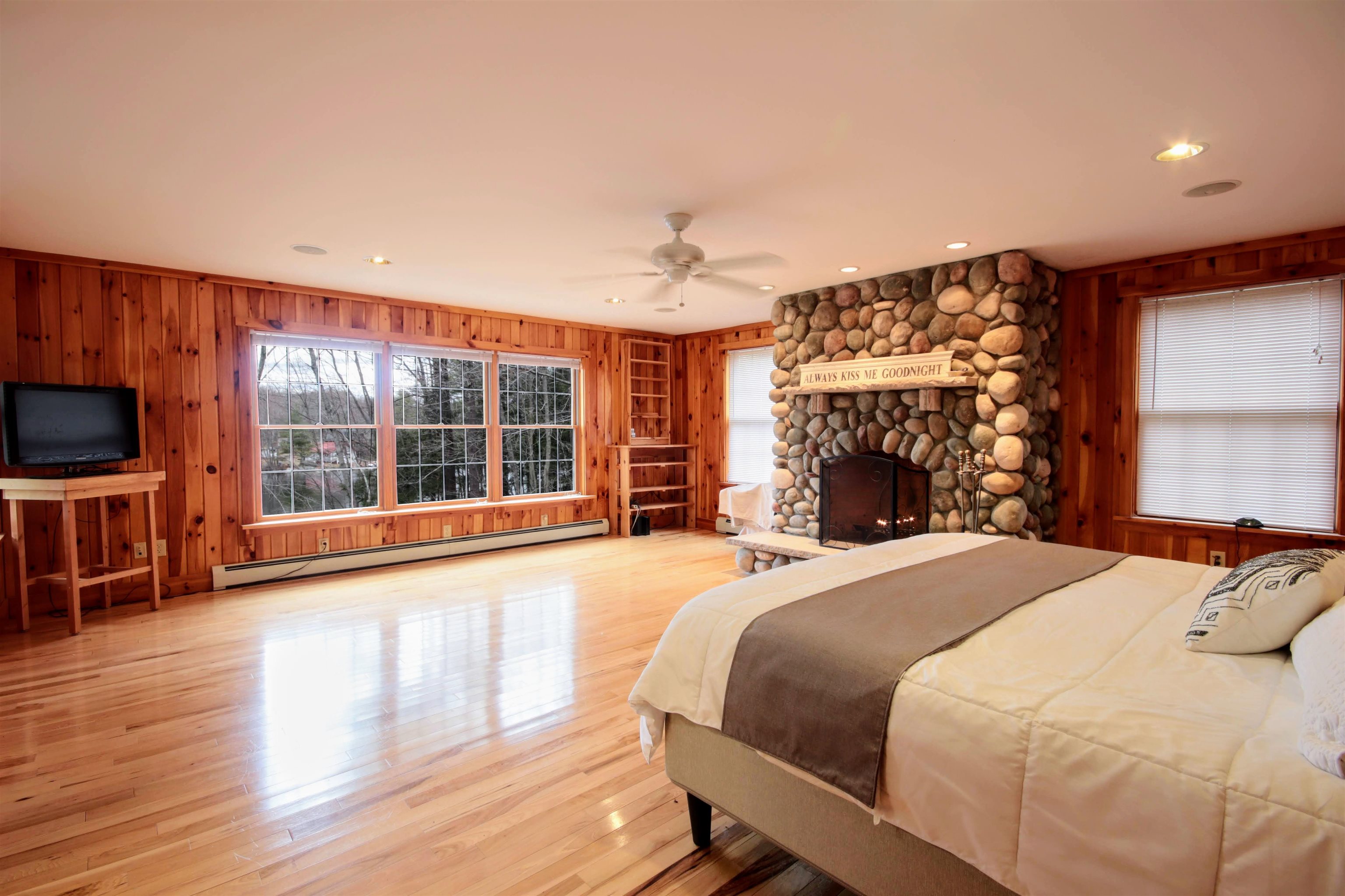 221 Poor Farm Road Lyman, ME 04002 - Photo 7 of 30
