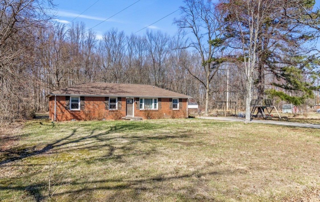 4850 Guthrie Road Clarksville, TN 37043 - Photo 2 of 25