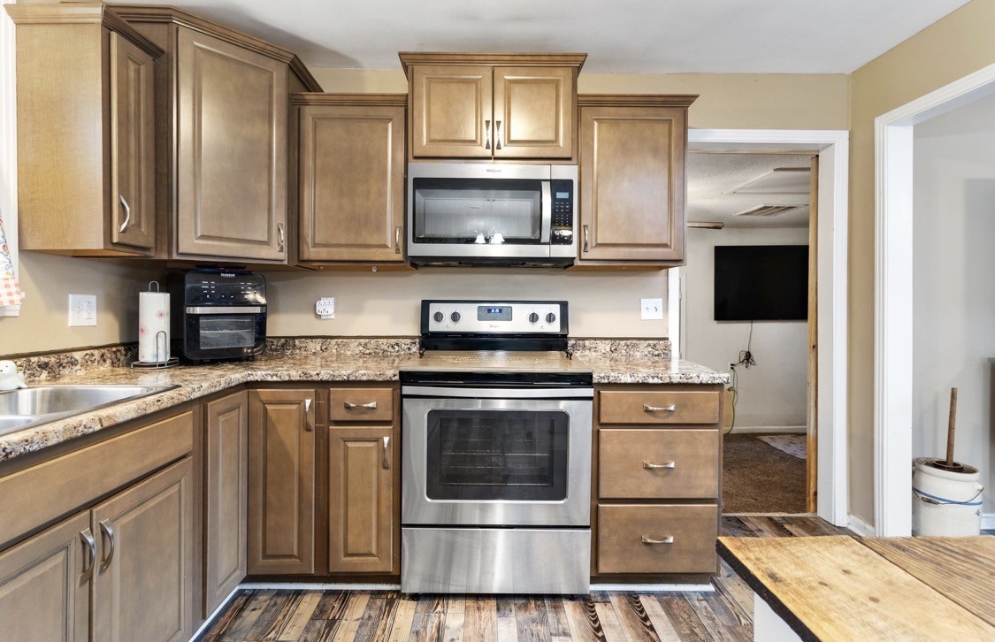 4850 Guthrie Road Clarksville, TN 37043 - Photo 8 of 25