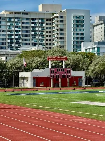 $3,200 | 1100 Alton Road, Unit 4D, Miami Beach, FL 33139