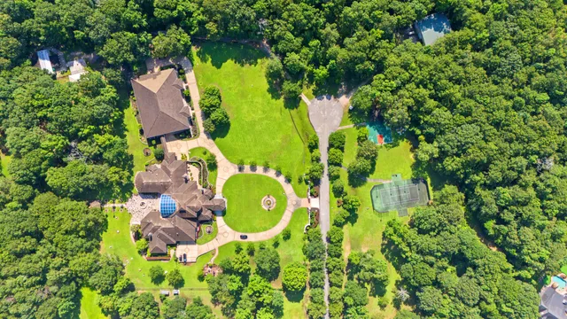 $9,500,000 | 29310 Martelly Way, Huffman, TX 77336