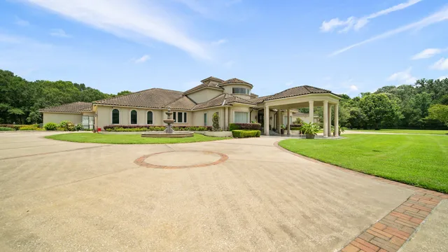 $9,500,000 | 29310 Martelly Way, Huffman, TX 77336