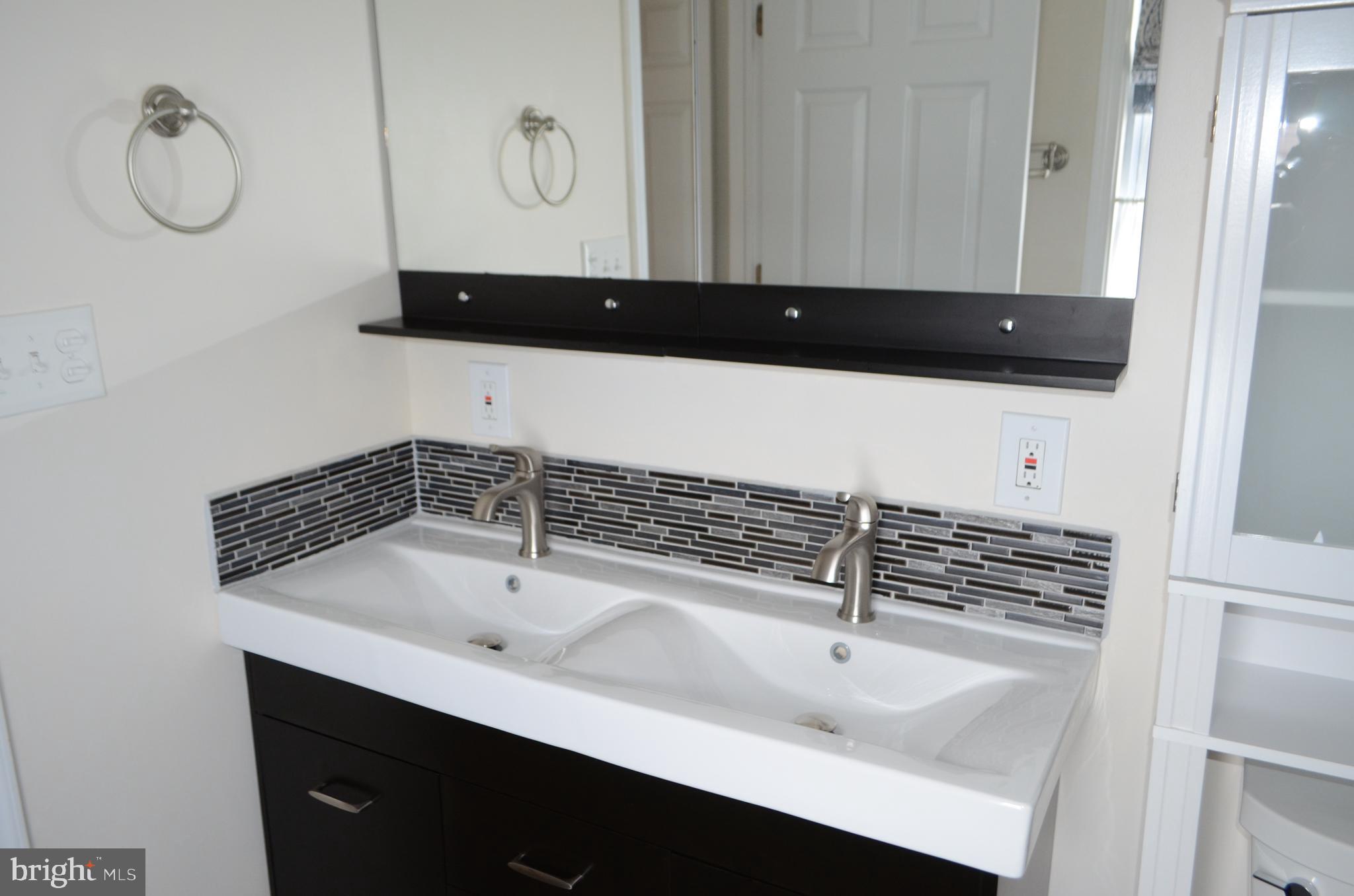 423 Ridley Avenue Folsom, PA 19033 - Photo 16 of 19 Gallery Image 16