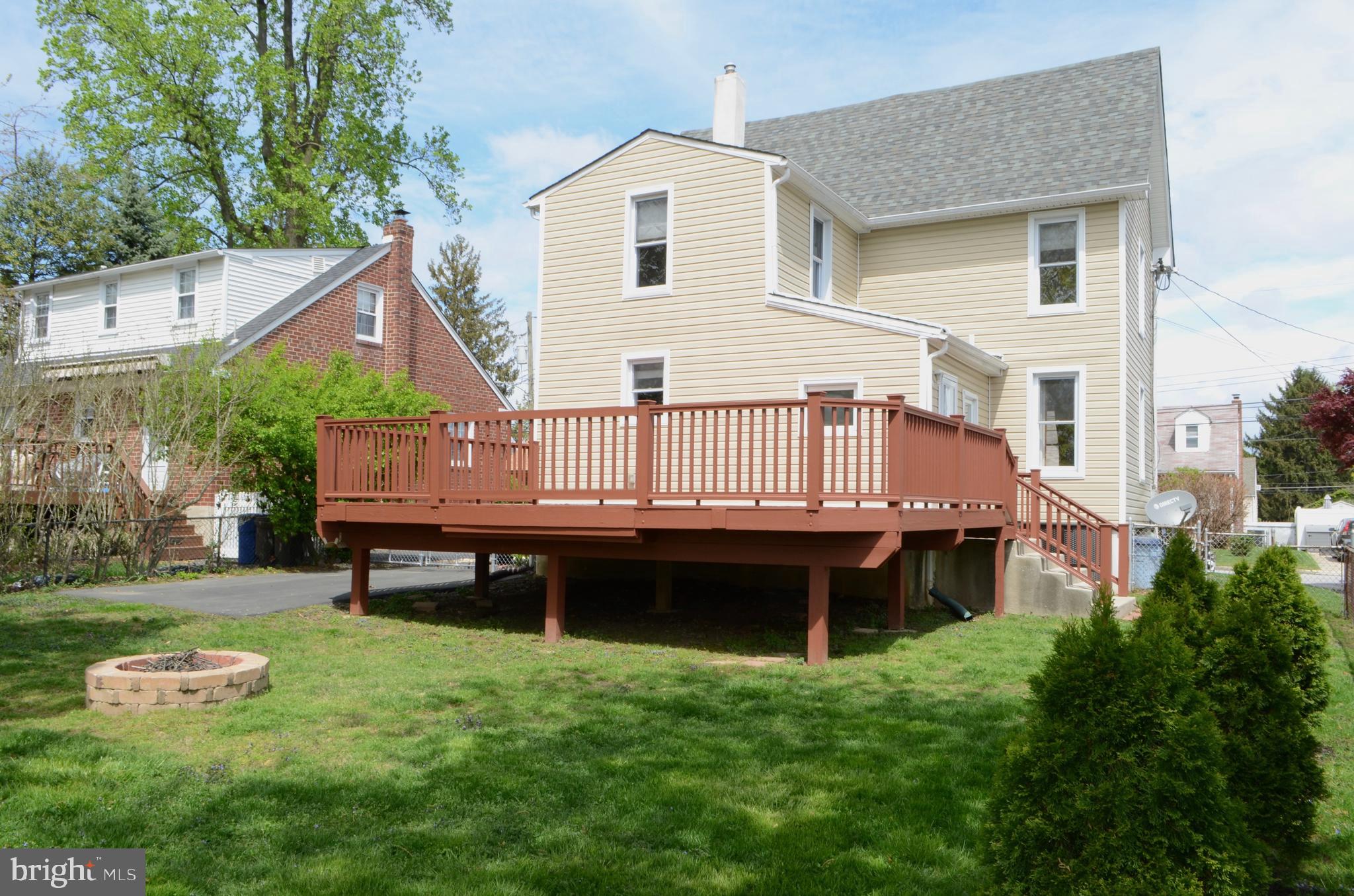 423 Ridley Avenue Folsom, PA 19033 - Photo 3 of 19 Gallery Image 3