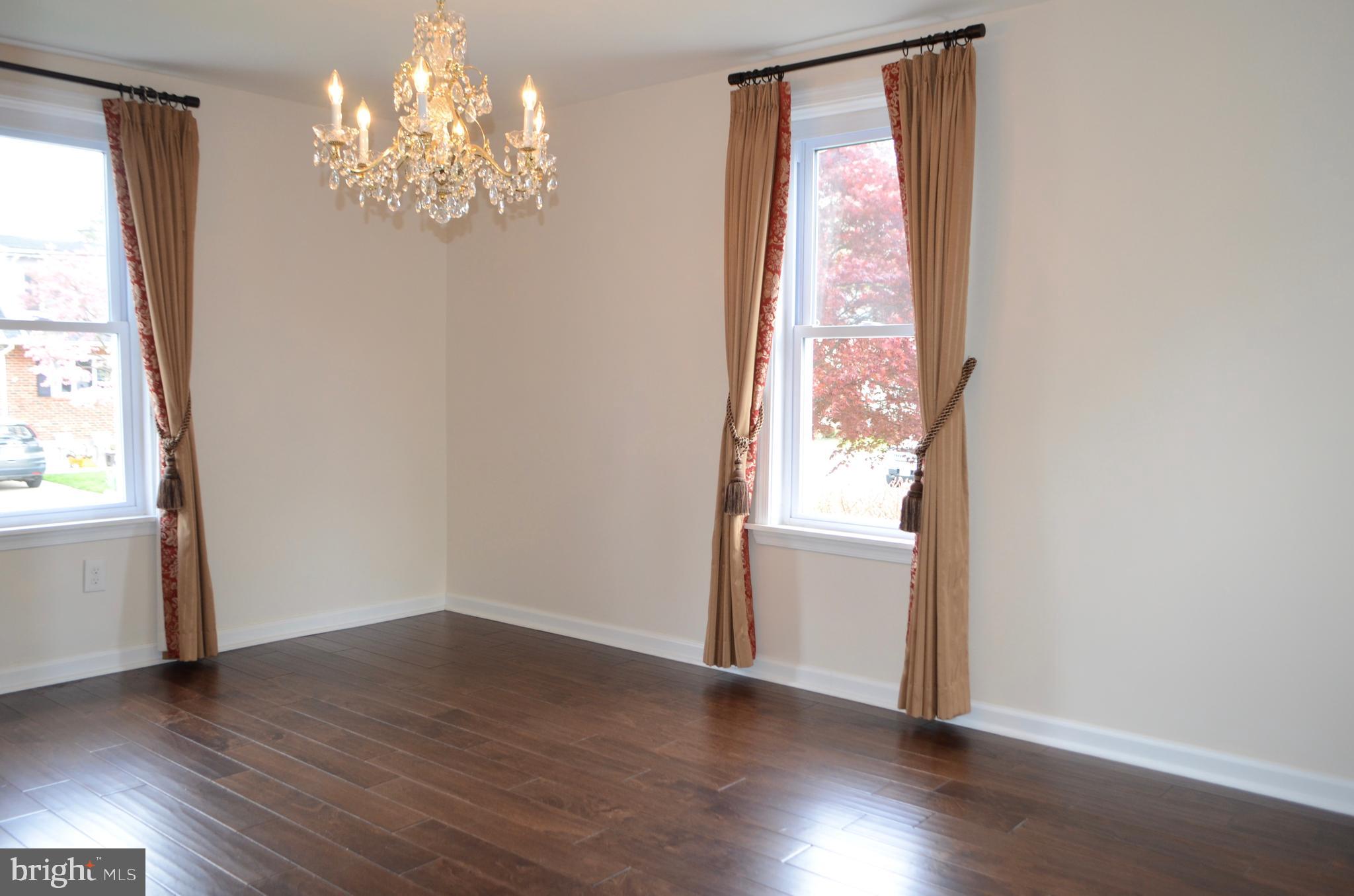 423 Ridley Avenue Folsom, PA 19033 - Photo 7 of 19 Gallery Image 7