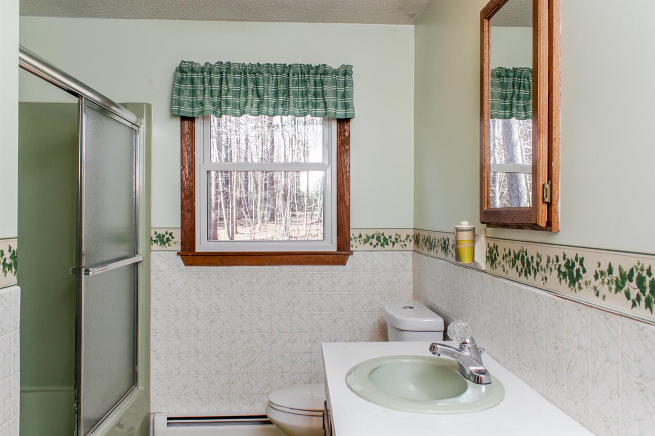 43 Hunting Road Auburn, NH 03032 - Photo 22 of 31