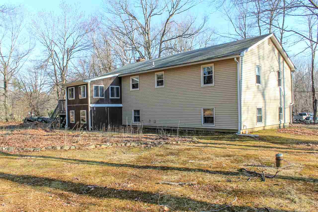 43 Hunting Road Auburn, NH 03032 - Photo 4 of 31