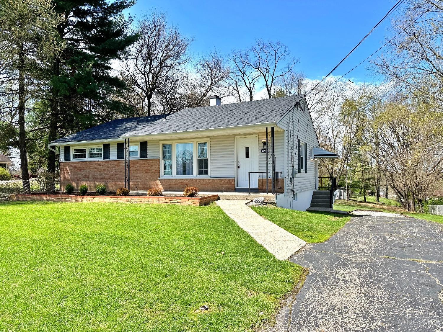 4929 Race Road Cincinnati, OH 45211 - Photo 3 of 21