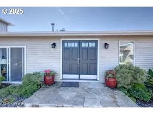 $899,000 | 89796 Sea Breeze Drive, Warrenton, OR 97146