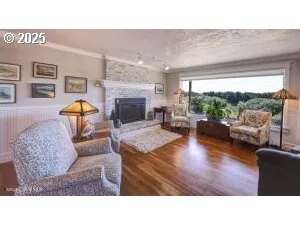 $899,000 | 89796 Sea Breeze Drive, Warrenton, OR 97146