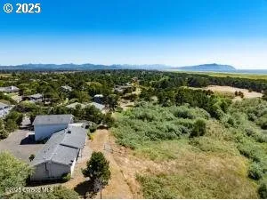 $899,000 | 89796 Sea Breeze Drive, Warrenton, OR 97146