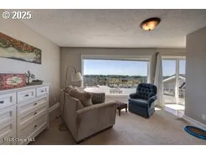 $899,000 | 89796 Sea Breeze Drive, Warrenton, OR 97146