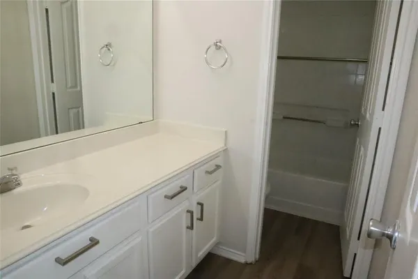 $2,600 | 1121 Golden Eagle Court, Aubrey, TX 76227