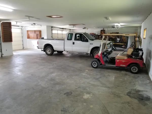 $299,900 | 20 Braid Hill Drive, Winfield, KS 67156