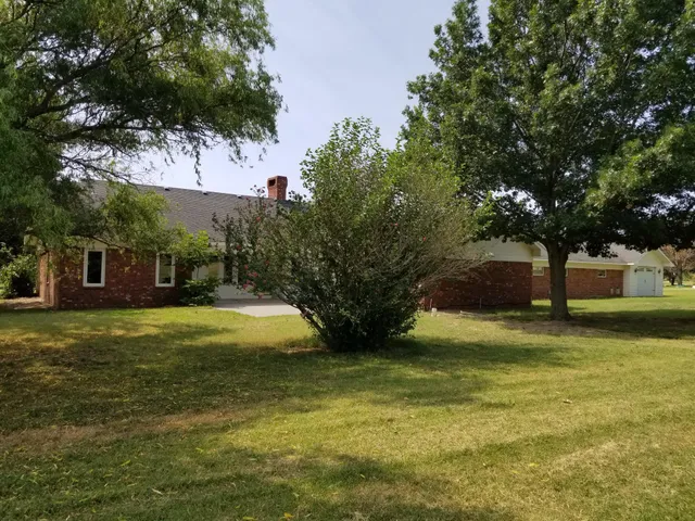 $299,900 | 20 Braid Hill Drive, Winfield, KS 67156