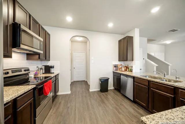 $1,795 | 2423 Applewhite Meadow, San Antonio, TX 78224