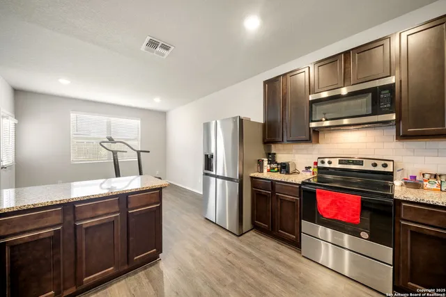 $1,795 | 2423 Applewhite Meadow, San Antonio, TX 78224