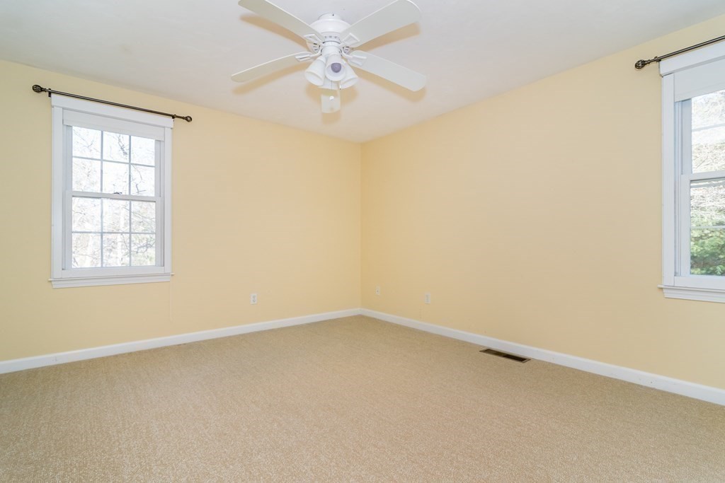 33 Old Fields Road Sandwich, MA 02563 - Photo 21 of 39 Gallery Image 21