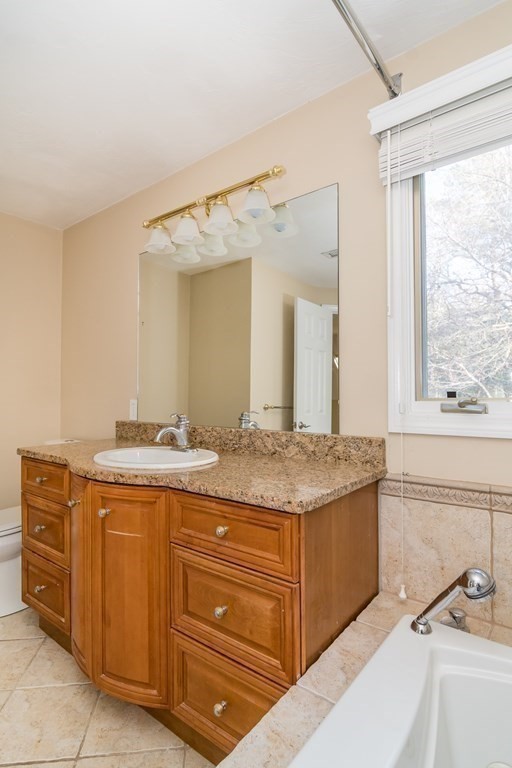 33 Old Fields Road Sandwich, MA 02563 - Photo 28 of 39 Gallery Image 28