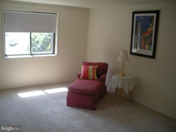 19601 Sparr Spring Road Gaithersburg, MD 20886 - Photo 13 of 30 Bedroom (Master)