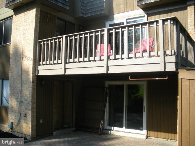 19601 Sparr Spring Road Gaithersburg, MD 20886 - Photo 15 of 30 Exterior (Rear)