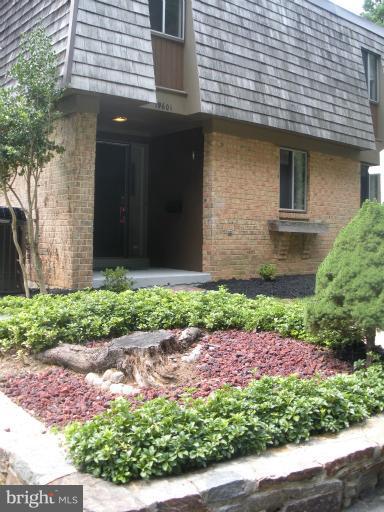 19601 Sparr Spring Road Gaithersburg, MD 20886 - Photo 25 of 30 Exterior (Front)