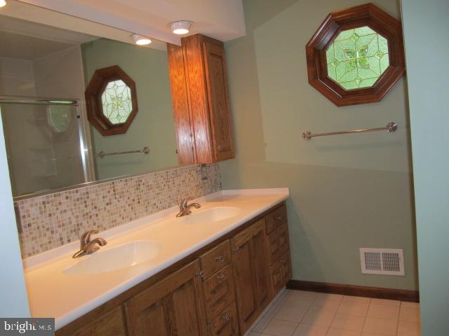 543 Chesterfield Arneytown Road Chesterfield, NJ 08515 - Photo 15 of 34