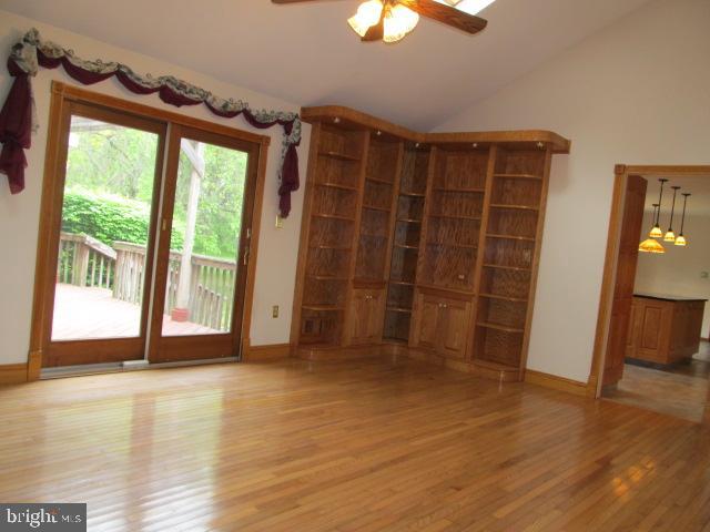 543 Chesterfield Arneytown Road Chesterfield, NJ 08515 - Photo 3 of 34