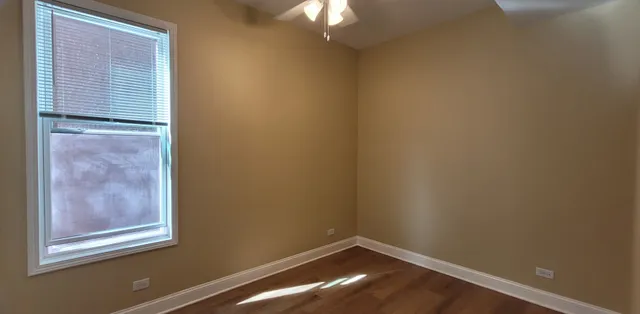 $3,500 | 2131 West Grace Street, Unit 2, Chicago, IL 60618