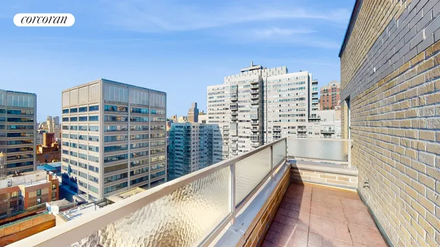 $995,000 | 167 East 67th Street, Unit PHA | Lenox Hill