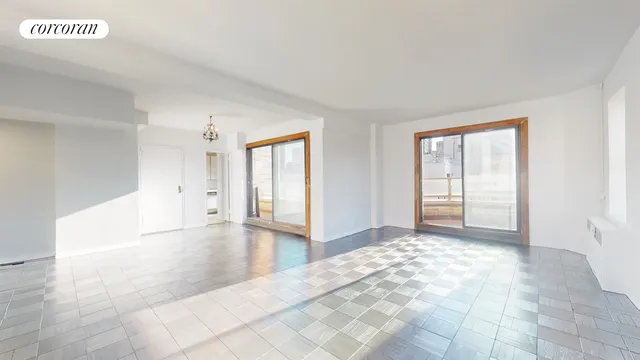 $995,000 | 167 East 67th Street, Unit PHA | Lenox Hill