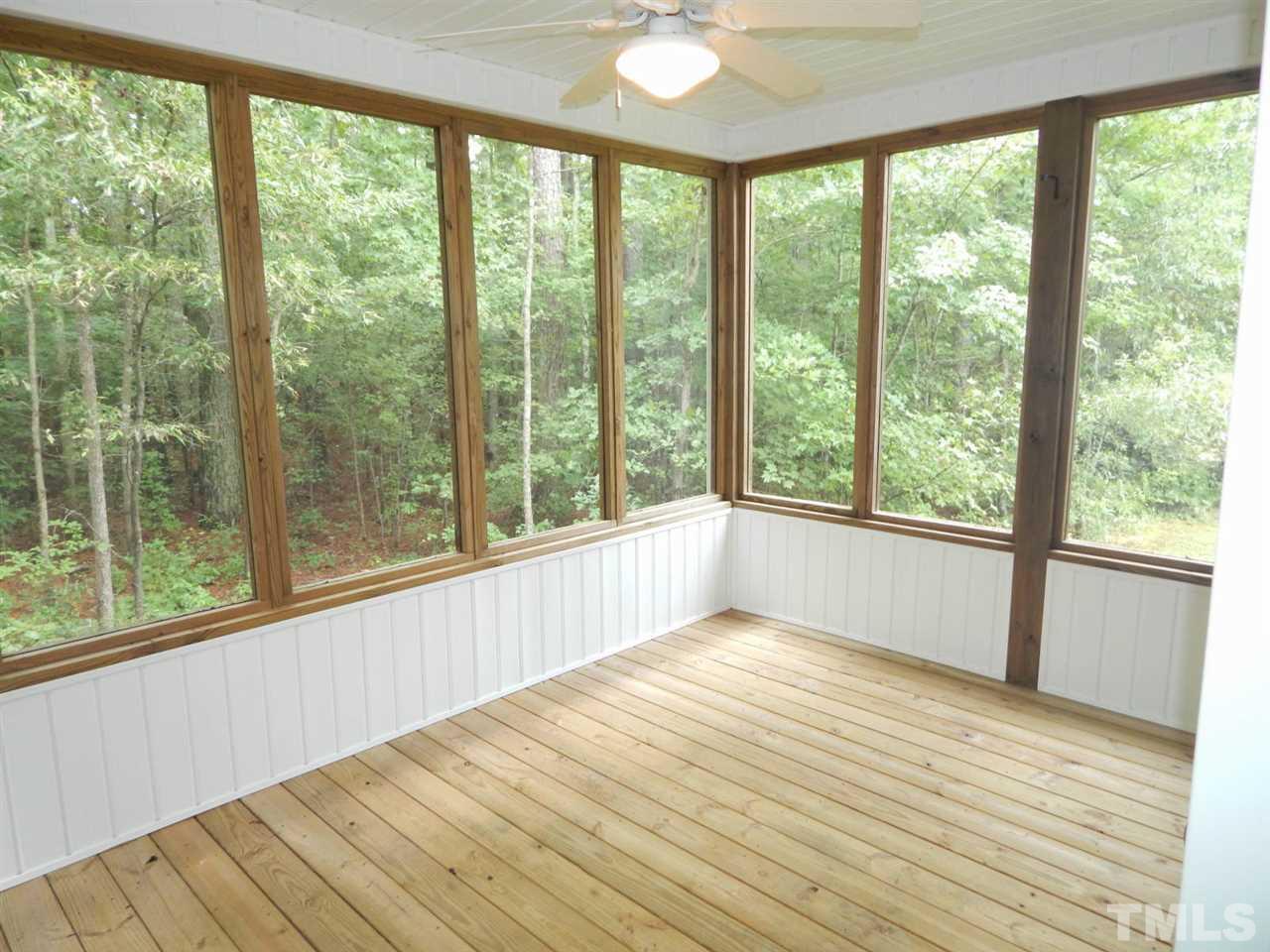 146 East Waycliff Road Henderson, NC 27537 - Photo 19 of 23 Gallery Image 19
