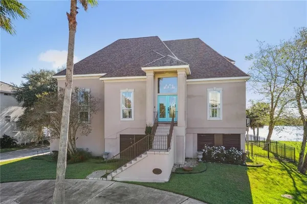$580,000 | 1056 Peninsula Drive, Slidell, LA 70460