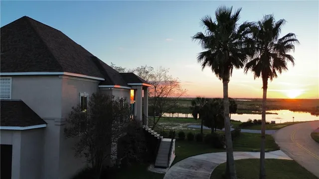 $610,000 | 1056 Peninsula Drive, Slidell, LA 70460