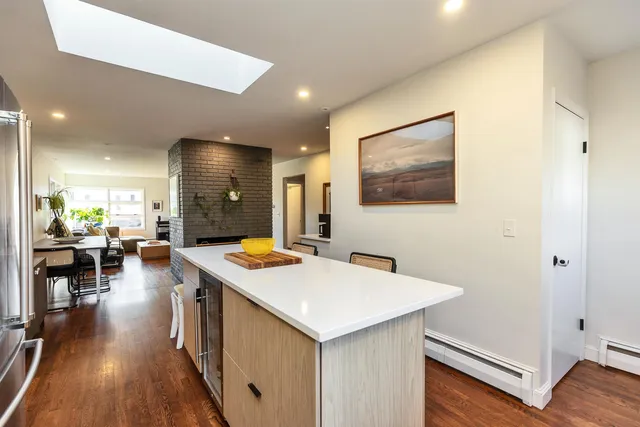 $1,200,000 | 49 Sagamore Avenue, Portsmouth, NH 03801