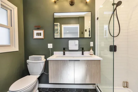 $1,200,000 | 49 Sagamore Avenue, Portsmouth, NH 03801