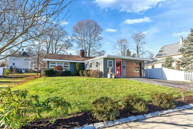 $1,200,000 | 49 Sagamore Avenue, Portsmouth, NH 03801