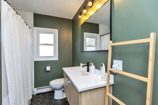 $1,200,000 | 49 Sagamore Avenue, Portsmouth, NH 03801