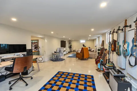 $1,200,000 | 49 Sagamore Avenue, Portsmouth, NH 03801