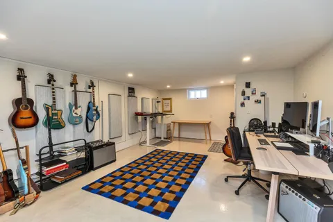 $1,200,000 | 49 Sagamore Avenue, Portsmouth, NH 03801