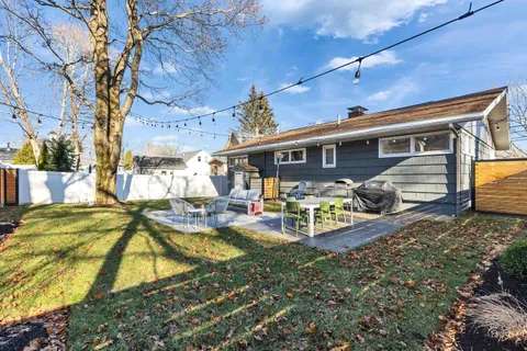 $1,200,000 | 49 Sagamore Avenue, Portsmouth, NH 03801