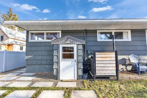 $1,200,000 | 49 Sagamore Avenue, Portsmouth, NH 03801