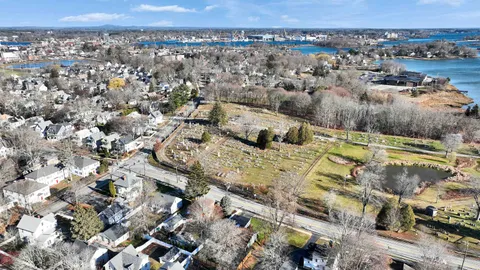 $1,200,000 | 49 Sagamore Avenue, Portsmouth, NH 03801