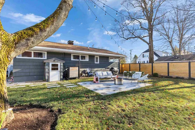 $1,200,000 | 49 Sagamore Avenue, Portsmouth, NH 03801