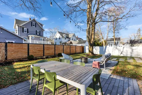 $1,200,000 | 49 Sagamore Avenue, Portsmouth, NH 03801