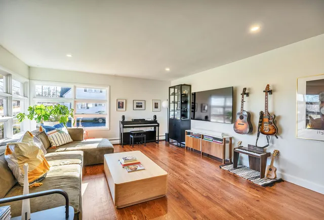 $1,200,000 | 49 Sagamore Avenue, Portsmouth, NH 03801