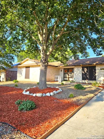 $1,595 | 8111 Hunters Forest Drive, San Antonio, TX 78239